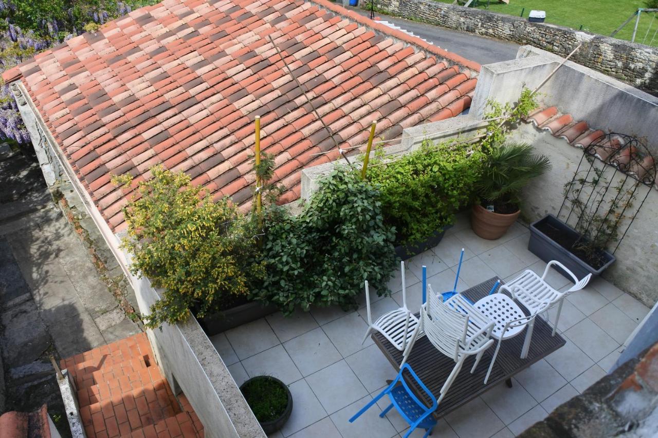 Maison De Village Spacieuse Et Confortable Le Gue-de-Velluire Exterior photo
